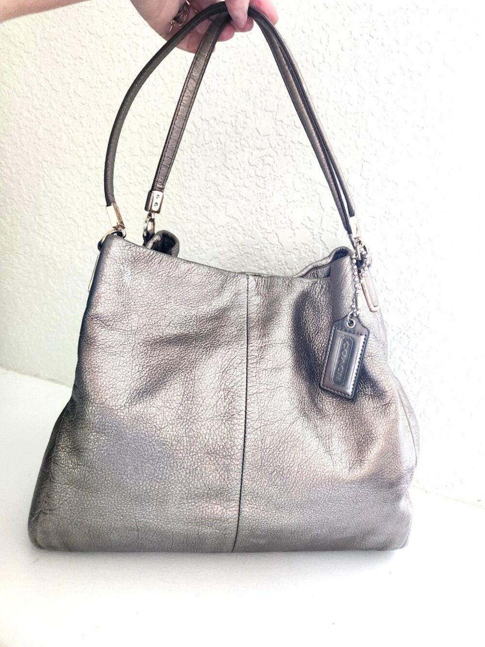 Euc Vintage Coach Madison Phoebe Silver Metallic Leather Shoulder Bag